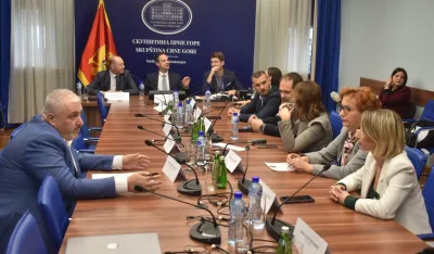 Predsjednika Senata DRI sjetili se nakon tri i po godine