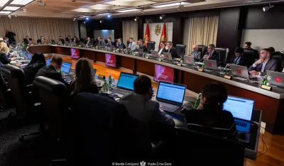 Vlada usvojila odluku o uvećanju dodataka na zaradu prosvjetarima i GKU za oblast prosvjete