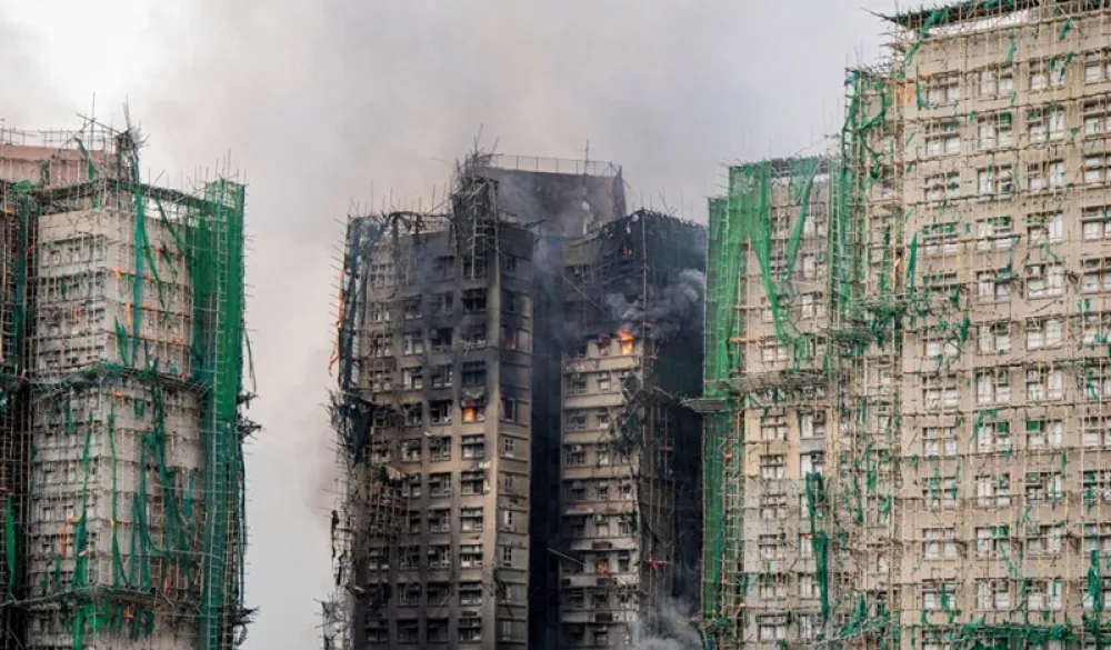 (FOTO) Najsmrtonosniji požar u Hongkongu u posljednjih 80 godina: Alarmi nisu radili