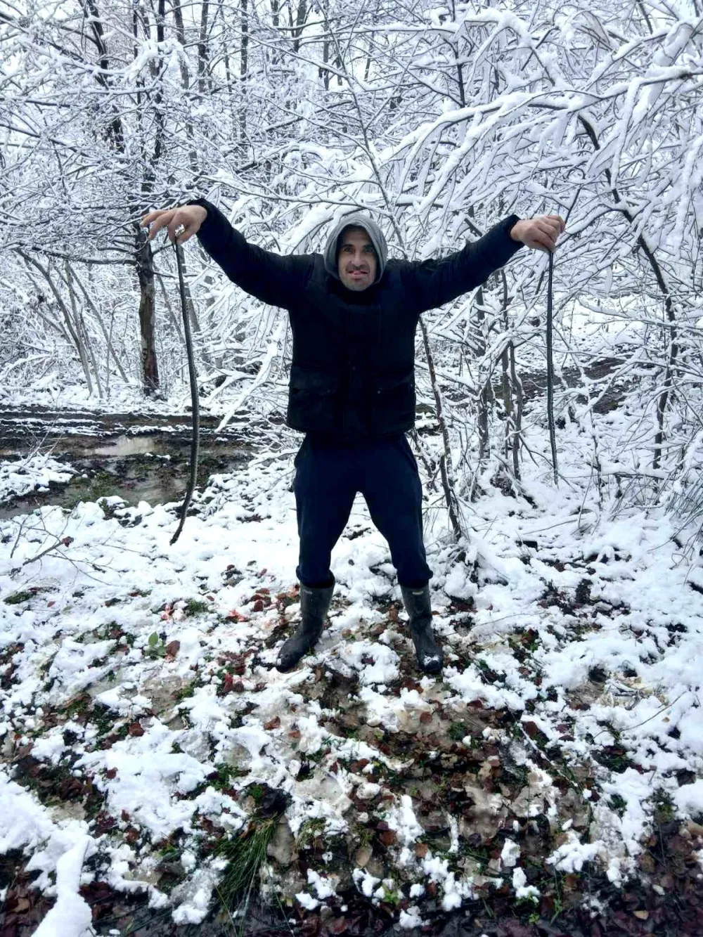 Neobičan slučaj u Vrane&scaron;u: Snijeg pao, a zmije i dalje aktivne