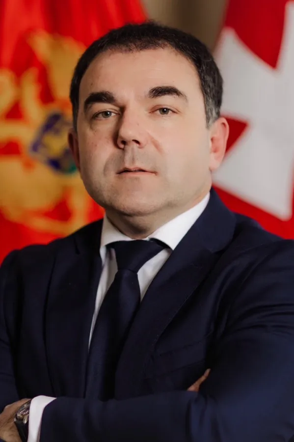 Đura&scaron;ković pozvan u Va&scaron;ington na Molitveni doručak