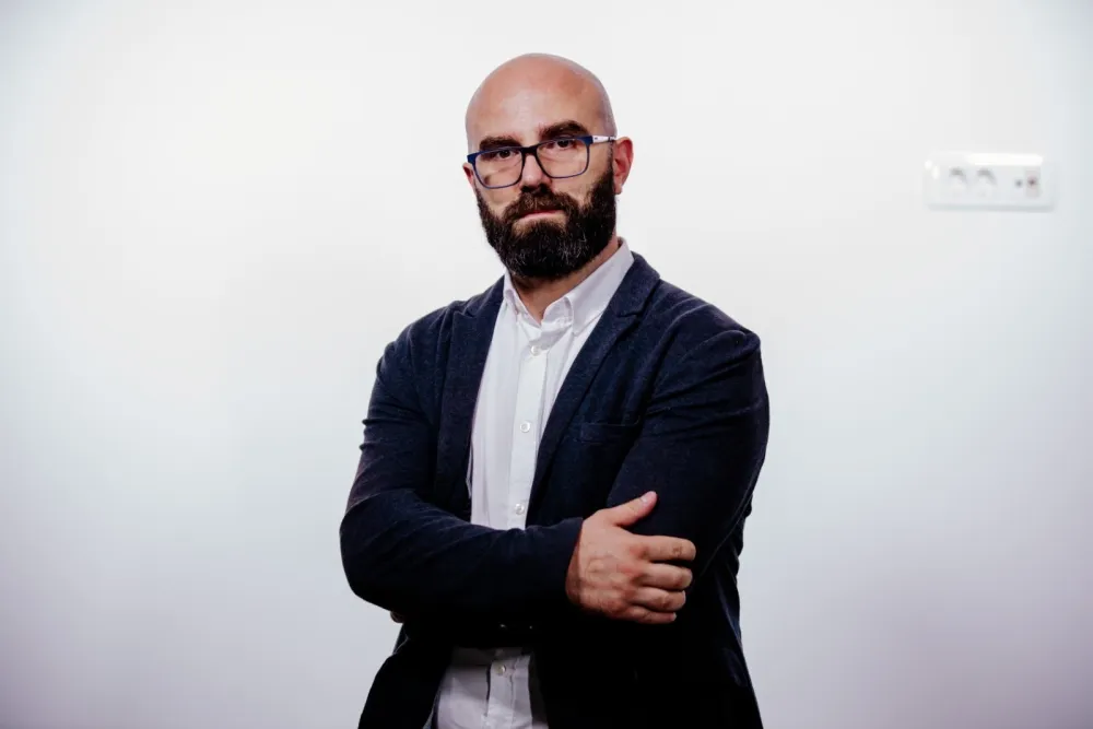 Dalibor Vuksanović, pravnik i analitičar