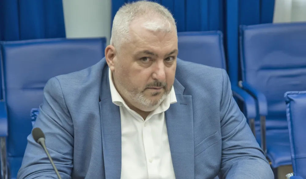 Čađenović izabran za predsjednika Senata DRI