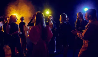 Policija najavila prijave: U ugostiteljskom objektu u S. Makedoniji zatečeno 26 maloljetnika, neki u alkoholisanom stanju