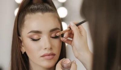 Imate spu&scaron;tene kapke? Pomoću ovog trika nećete imati problem da ih na&scaron;minkate&nbsp;