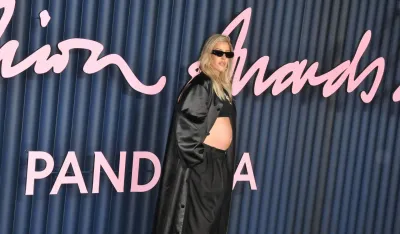 (FOTO) Crveni tepih pravi bebi-bum