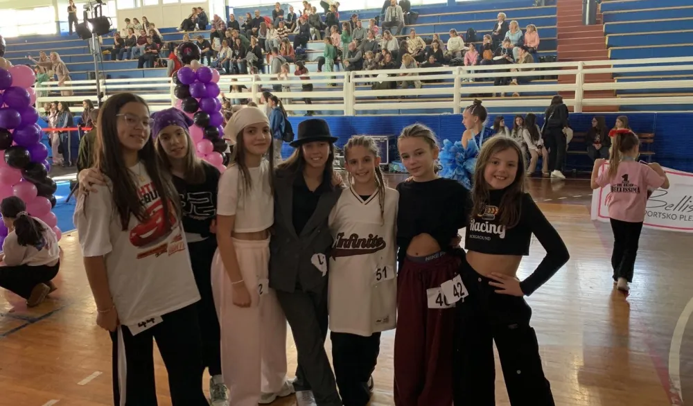 Plesači plesnog studija Art Viva Dance