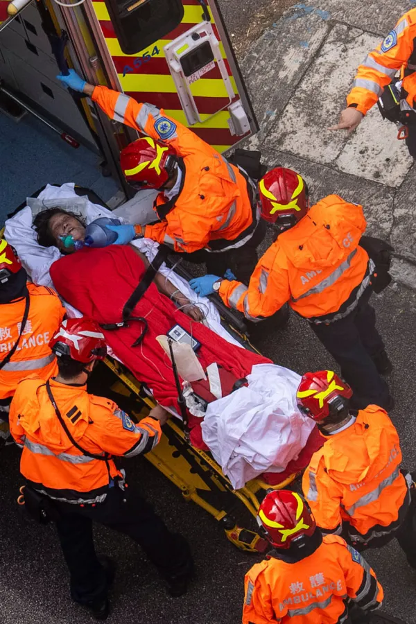 Hongkong traga za 31 nestalom osobom nakon katastrofalnog požara