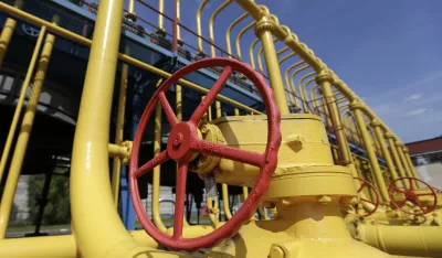 EU postigla dogovor o postepenom ukidanju uvoza ruskog gasa do 2027.