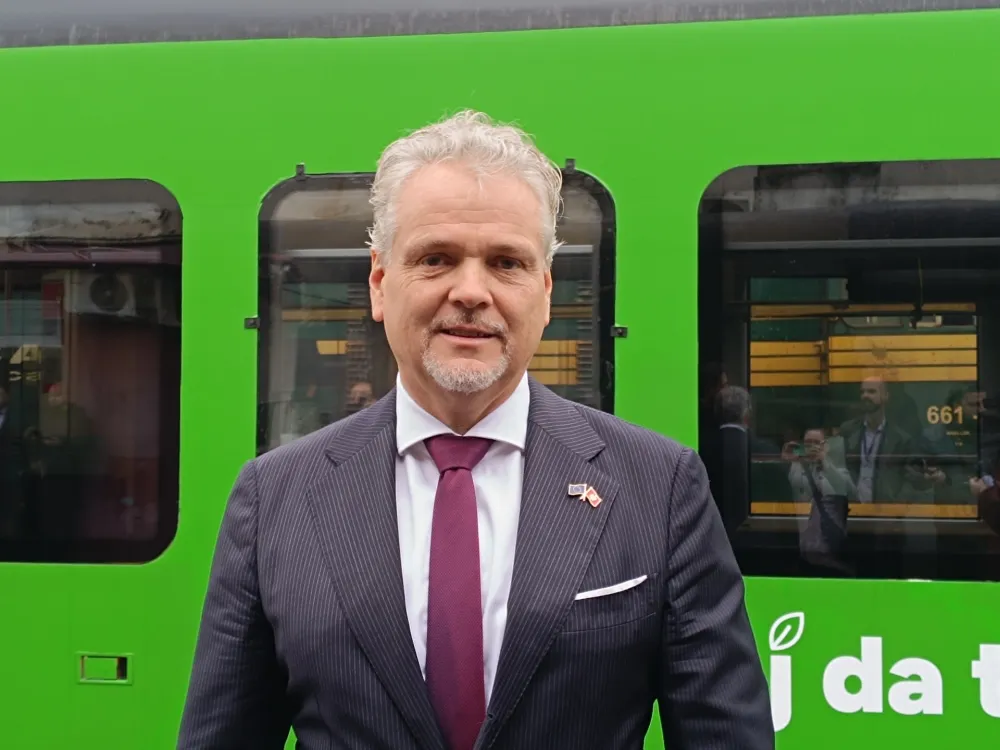 Satler: EU uložila 30 miliona u željezničku infrastrukturu Crne Gore, u narednoj godini dodatnih 300 miliona investicija