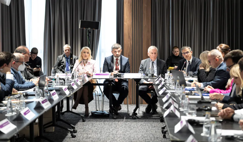 Brisel &scaron;alje snažan signal: Crna Gora sve bliže EU, op&scaron;tine u centru reformi