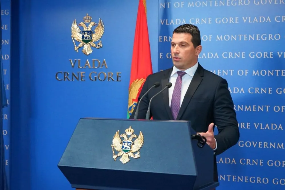 Nikola Janović napustio DPS i podnio ostavku na sve funkcije u partiji