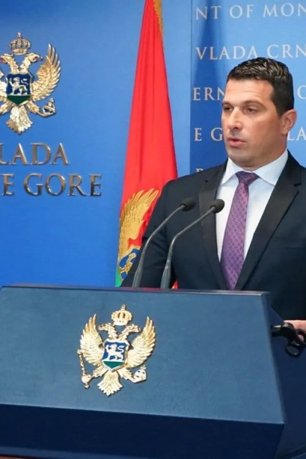 Nikola Janović napustio DPS i podnio ostavku na sve funkcije u partiji