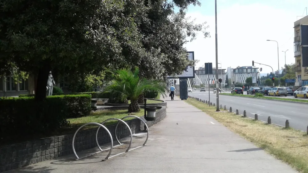 Bicikliste zaobi&scaron;li u radnoj grupi, ostali bez parkinga