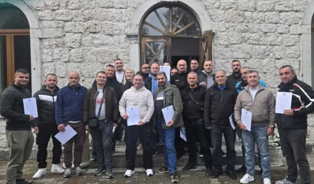 Zavr&scaron;ena obuka za za&scaron;titare u &scaron;kolama