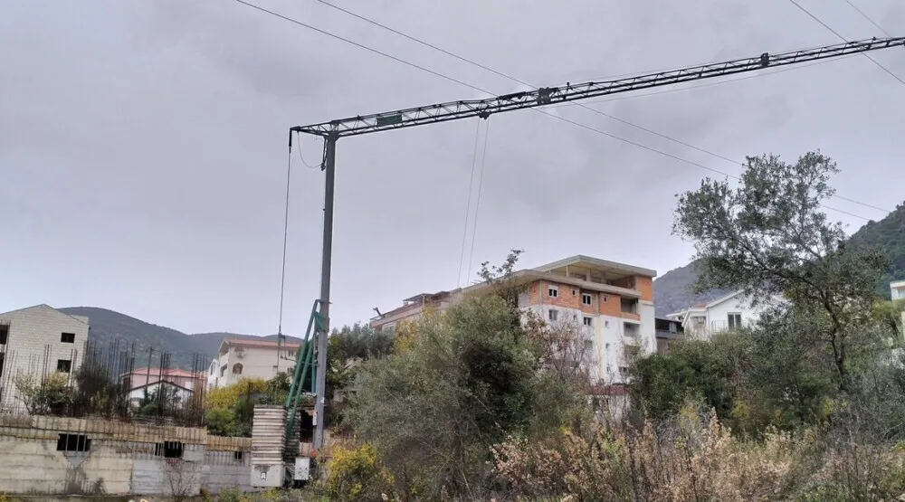 CEDIS: Kran na gradili&scaron;tu u Lazima pri&scaron;ao opasno blizu dalekovodu 35 kV
