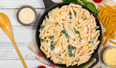 Pasta sa spanaćem i piletinom