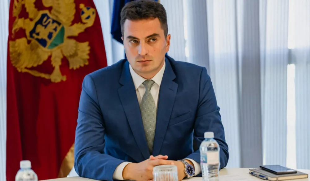 &Scaron;ćekić: Crna Gora primjenjuje stroge međunarodne standarde u avijaciji