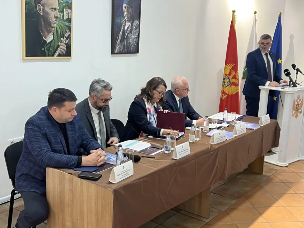 Svjedočanstvo moći ljudskog glasa, pamćenja i ritma