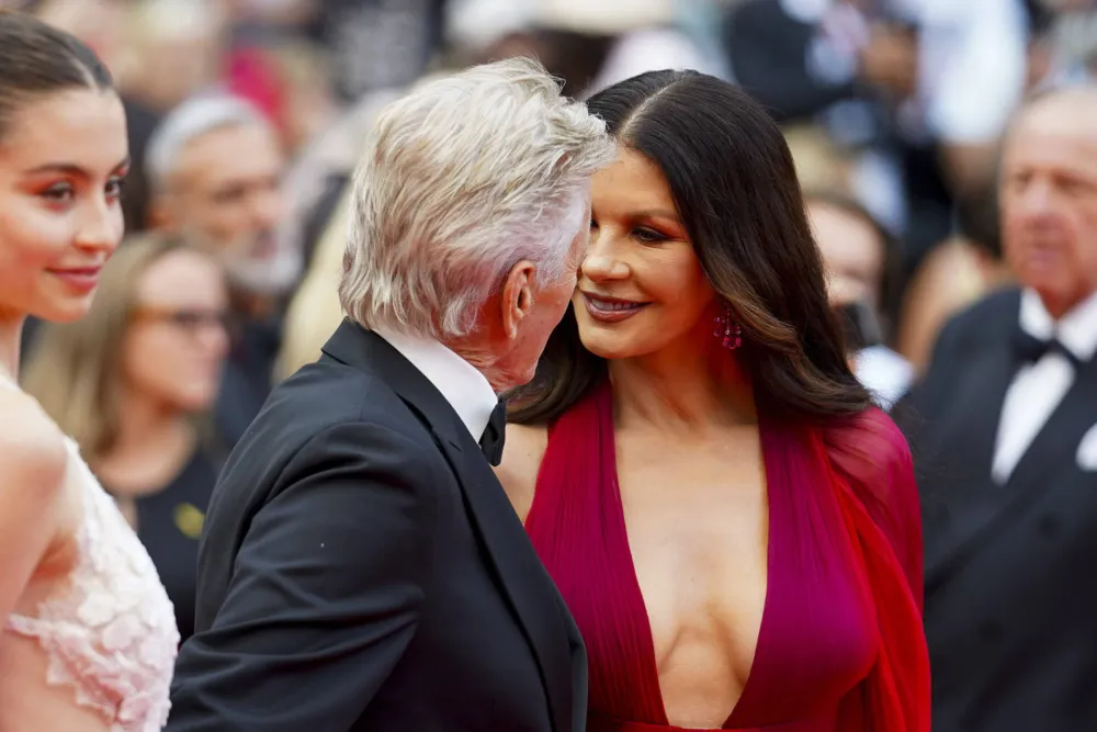 Horoskop za 9. decembar: Ovan kao uključen na struju, Blizancima misli negdje daleko