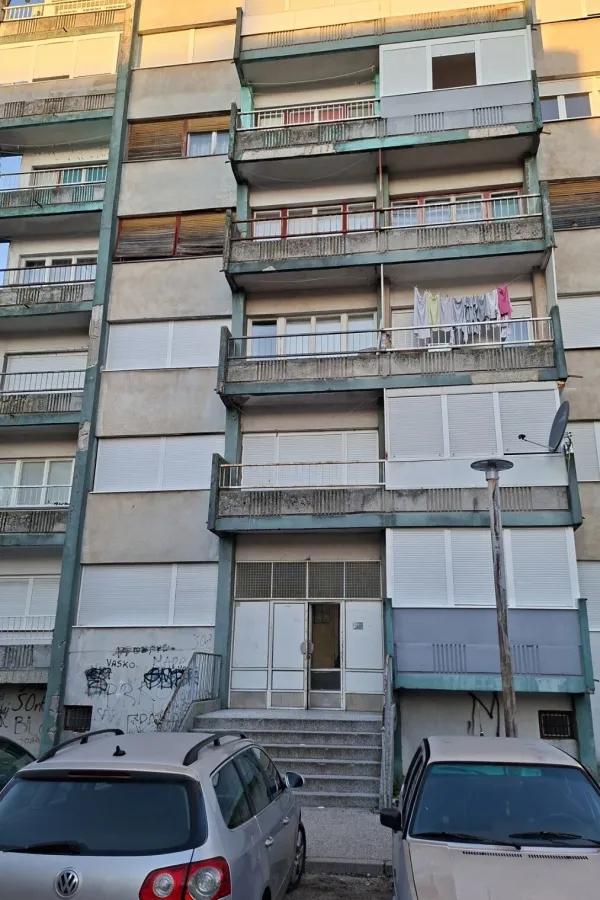 Zločin u centru Nik&scaron;iću izvr&scaron;en na svirep način, osumnjičeni otkriven u kratkom roku