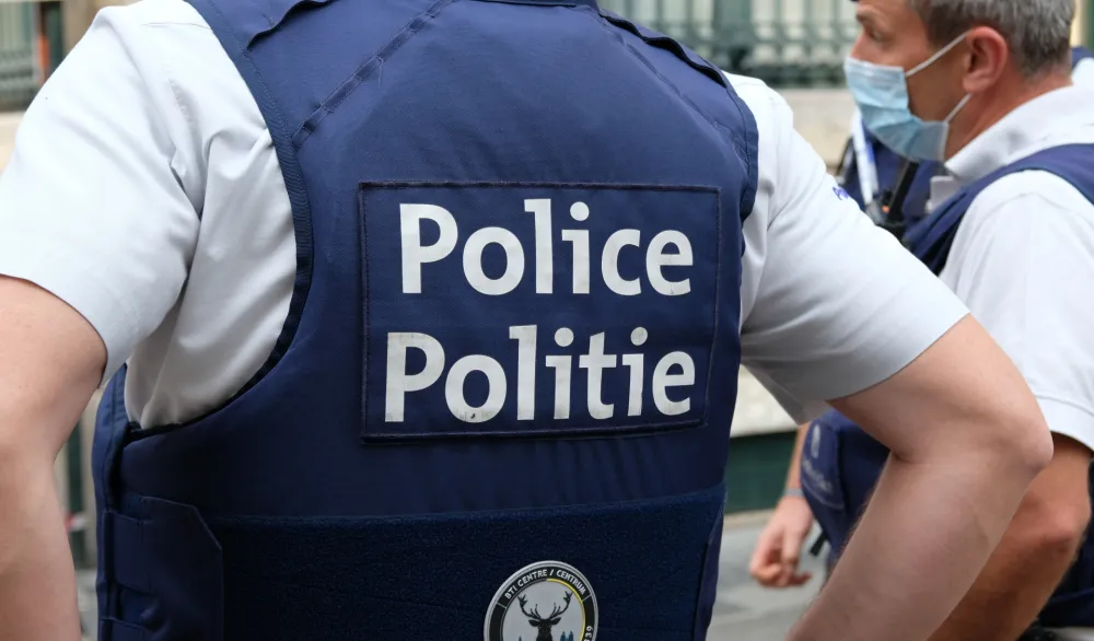 Jedno dijete te&scaron;ko povrijeđeno kada je troje mladih propalo kroz krov &scaron;kole u Belgiji