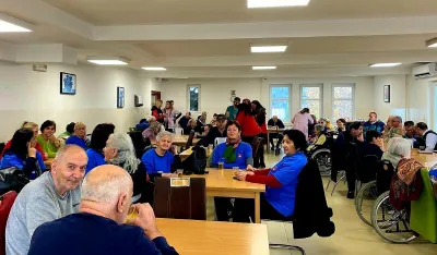 Vunene čarape kao znak pažnje korisnicima Doma starih