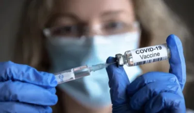 Vakcinisani protiv korone imali 50 odsto manji rizik od smrti