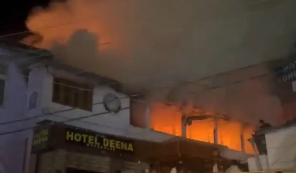 (VIDEO) Ogroman požar u stambenoj zgradi u Kini, ima mrtvih