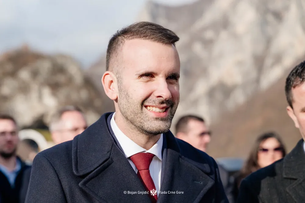 Vlada daje garancije Botunjanima: Postrojenje u pogonu nakon sanacije bazena crvenog mulja