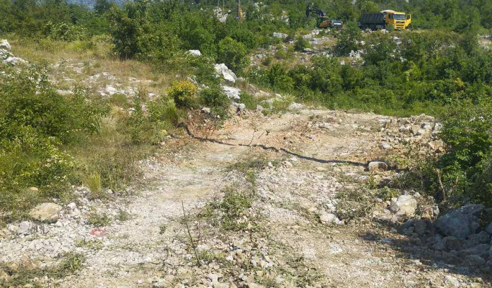 Bratonožići jo&scaron; jednu godinu ispraćaju bez vode