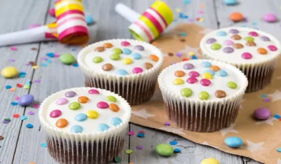 Najljep&scaron;e praznične korpice: Bijela čokolada i džem od &scaron;umskog voća u savr&scaron;enom spoju