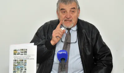 arkitekti Podgorice protest povodom izgradnje solitera kod hotela Podgorice 