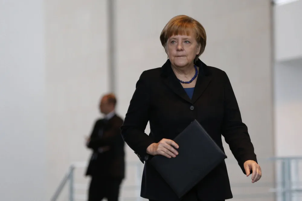 Merkel vi&scaron;e ne koristi svoj prepoznatljivi gest rukama, otkrila za&scaron;to