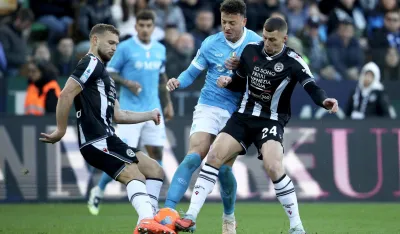 Udineze sru&scaron;io Napoli