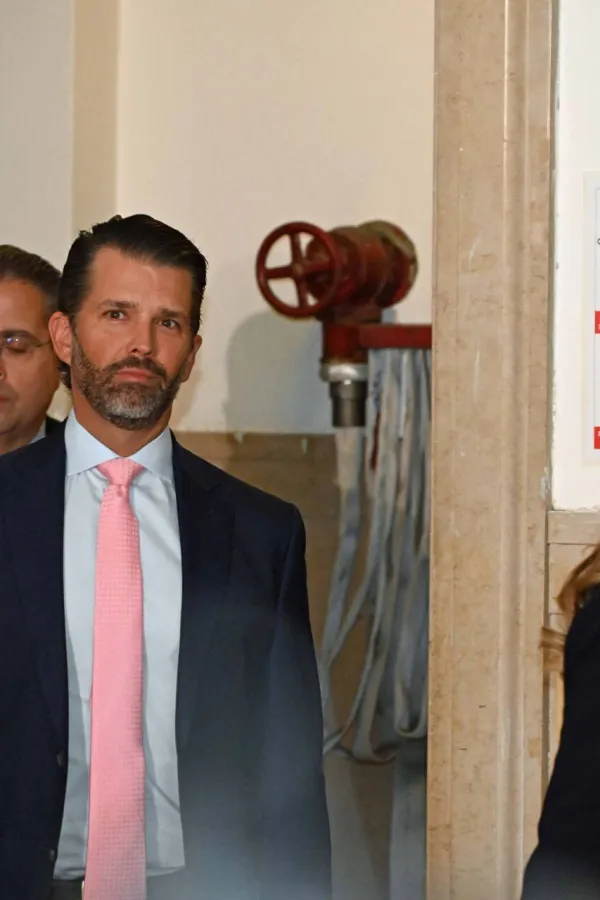 Trampov sin podijelio objavu: Đoković deportovan iz Australije, ubica nije