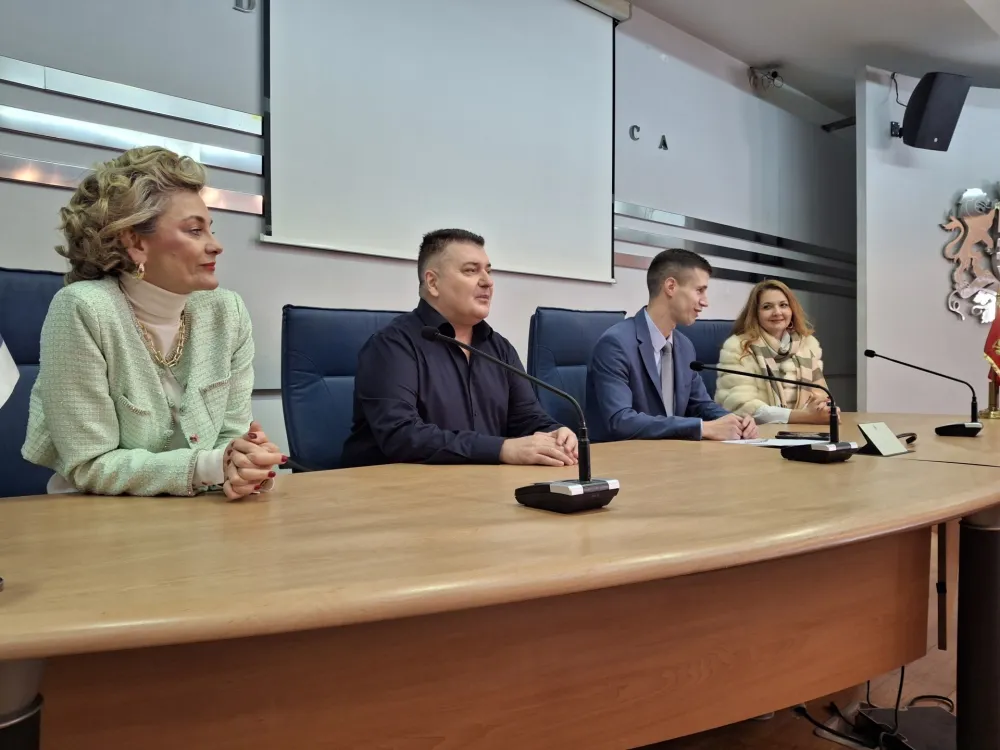 Лекић. Краљевић, Аксентијевић и Братић