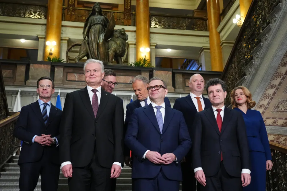 Lideri osam zemalja EU: Odbrana istočnog krila EU mora biti prioritet zbog ruske prijetnje