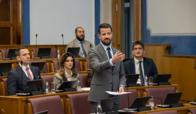 jakov milatovic sa saradnicima u skupstini