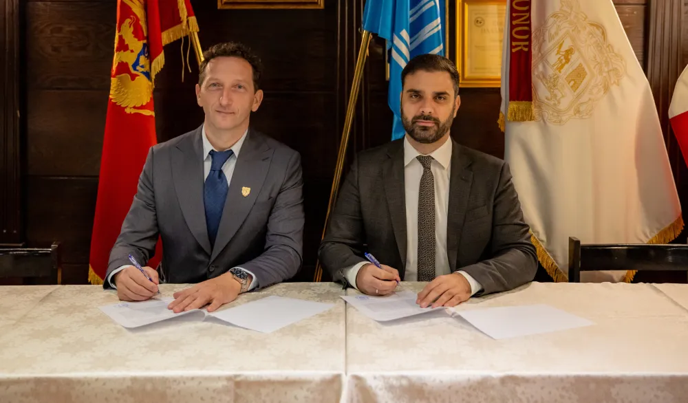 Ministarstvo pomorstva i Bokeljska mornarica Kotor u za&scaron;titi pomorske ba&scaron;tine, tradicije i kulture