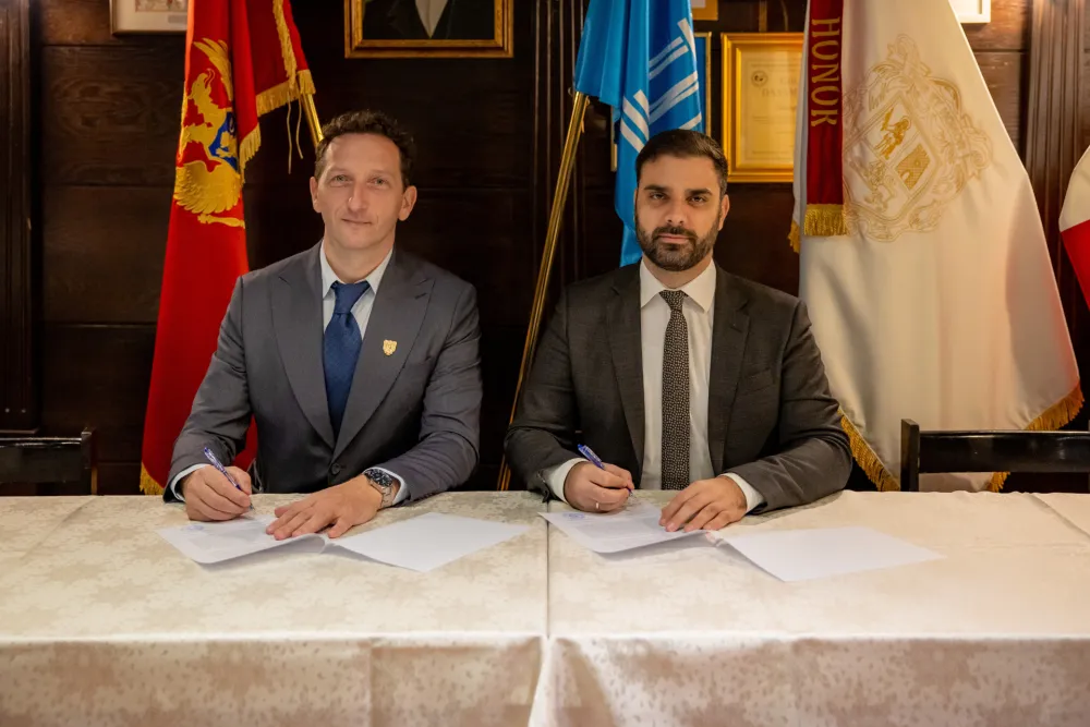 Ministarstvo pomorstva i Bokeljska mornarica Kotor u za&scaron;titi pomorske ba&scaron;tine, tradicije i kulture