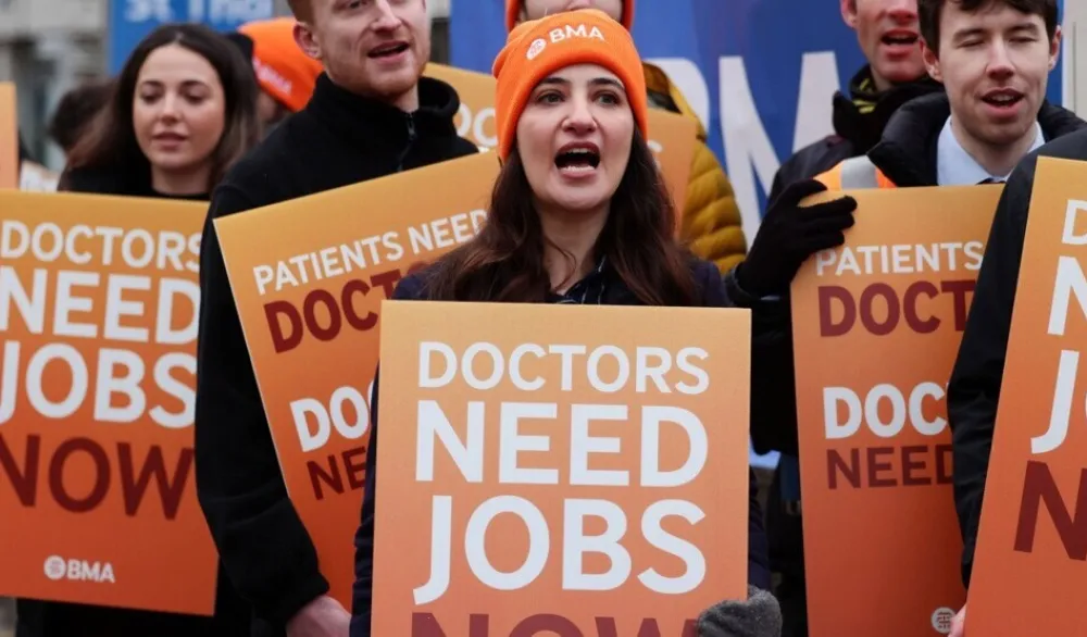 Ljekari u Engleskoj stupili u petodnevni &scaron;trajk