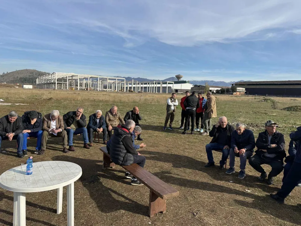 Botunjani iz &scaron;atora prate konferenciju