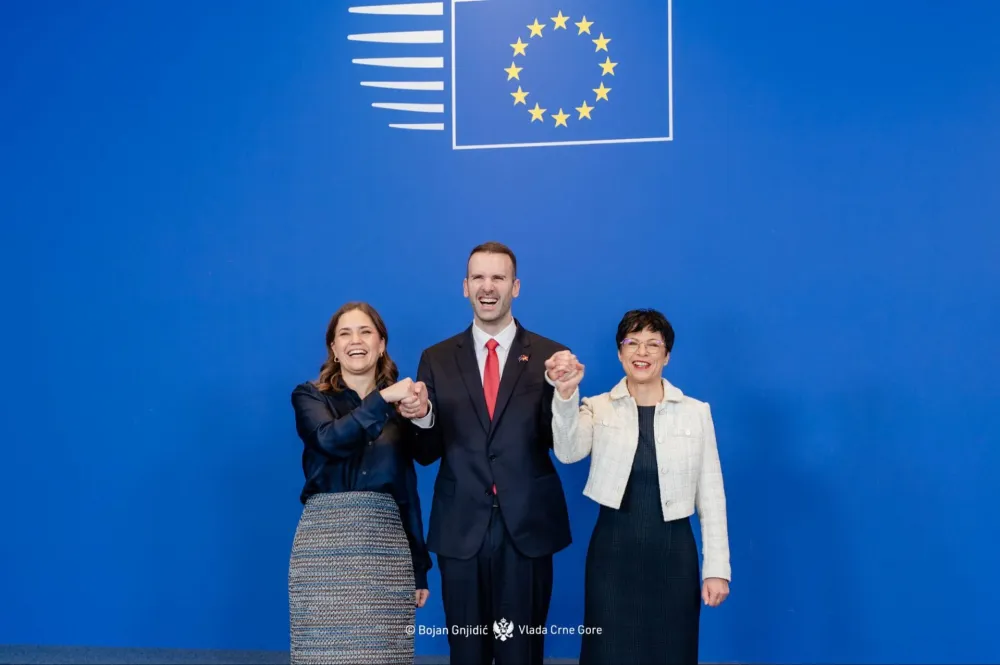 DW: Pro&scaron;irenje EU izvjesnije nego ikad &ndash; Crna Gora i Albanija koriste momentum,&nbsp;Srbije nema za stolom