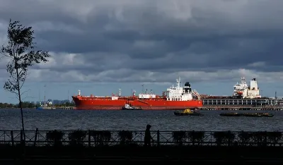 &Scaron;vedska mornarica potvrdila: Rusi počeli da naoružavaju tankere koji &scaron;vercuju naftu