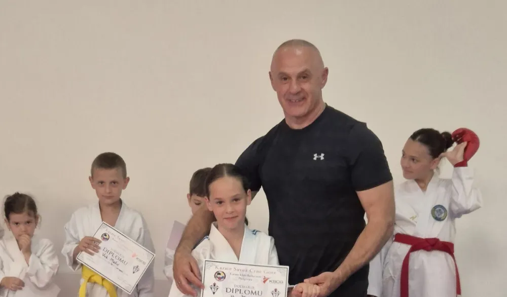 Vesko Mićović sa kćerkom Unom