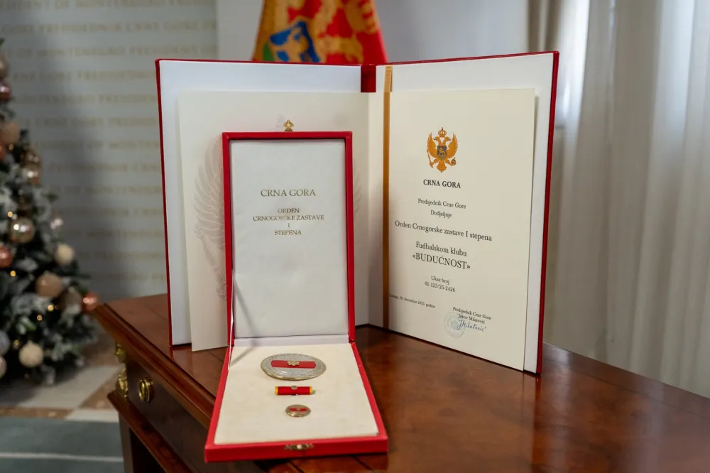 Milatović odlikovao FK "Budućnost"