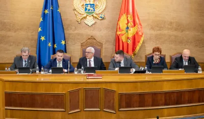 Skup&scaron;tina će u narednih deset dana imati pune ruke posla: Za deset dana treba da donesu 45 zakona