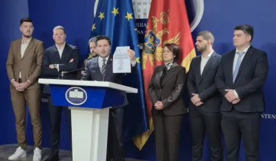 URA: PES povukao odluku da se smanje naknade za partije