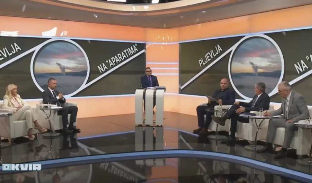 EPCG: Rje&scaron;avamo decenijski problem; Vrane&scaron;: Radite po zakonu, na čelu grada vi&scaron;e nije poslu&scaron;nik